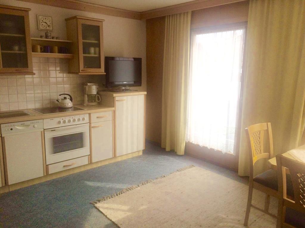 Pension Kuntschner มิทเทอร์ซิลล์ ภายนอก รูปภาพ